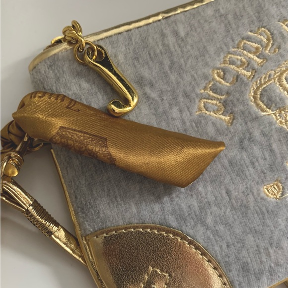 Juicy Couture Clutch/Crossbody Bag - Picture 4 of 6